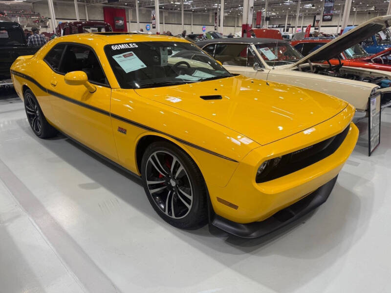2012 Dodge Challenger SRT8 Yellow Jacket