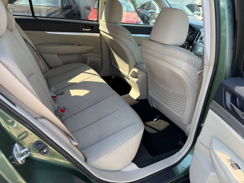 2011 Subaru Outback 2.5i Premium