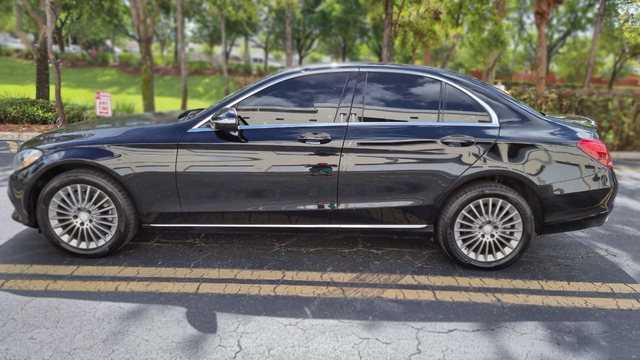2015 Mercedes-Benz C-Class  - $15,999