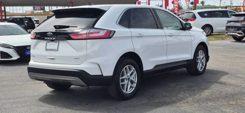 2022 Ford Edge