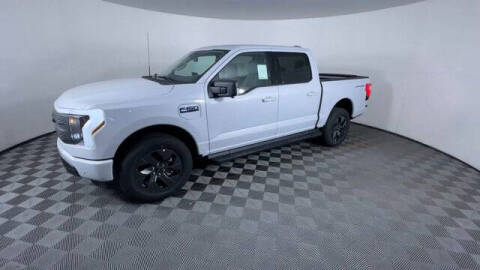 2025 Ford F-150 Lightning Flash
