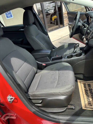 2017 Chevrolet Cruze LT Auto