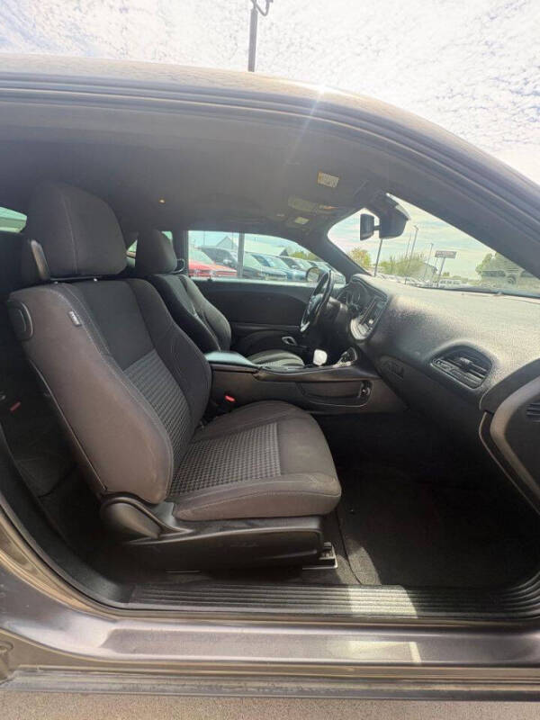 2019 Dodge Challenger SXT