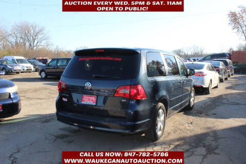 2009 Volkswagen Routan SE