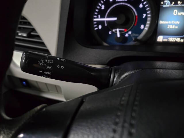 2020 Toyota Sienna LE 7-Passenger