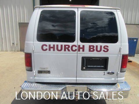 2001 Ford E-Series E-350 SD XLT