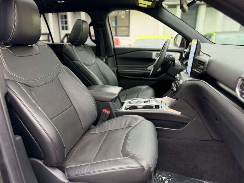2020 Ford Explorer ST