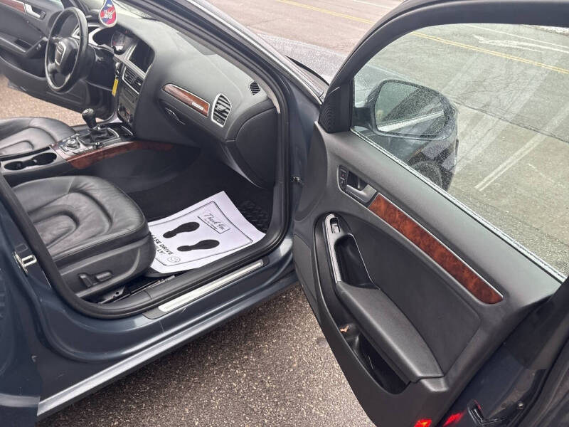 2009 Audi A4 2.0T quattro Premium Plus