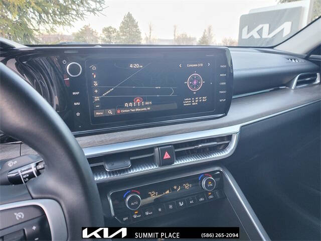 2023 Kia K5 EX