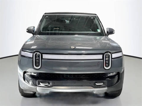 2024 Rivian R1S