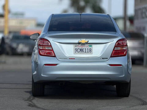 2018 Chevrolet Sonic Premier Auto