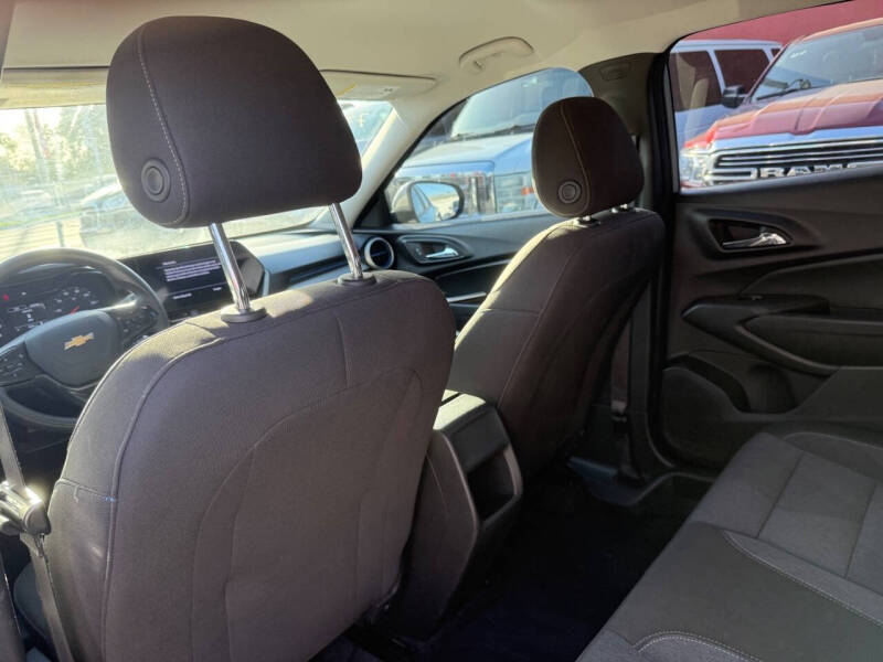 2024 Chevrolet Trax LS