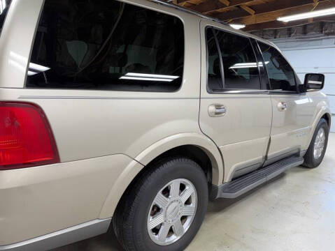 2004 Lincoln Navigator Luxury
