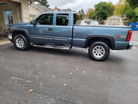 2006 Chevrolet Silverado 1500 for sale at MADDEN MOTORS INC in Peru IN