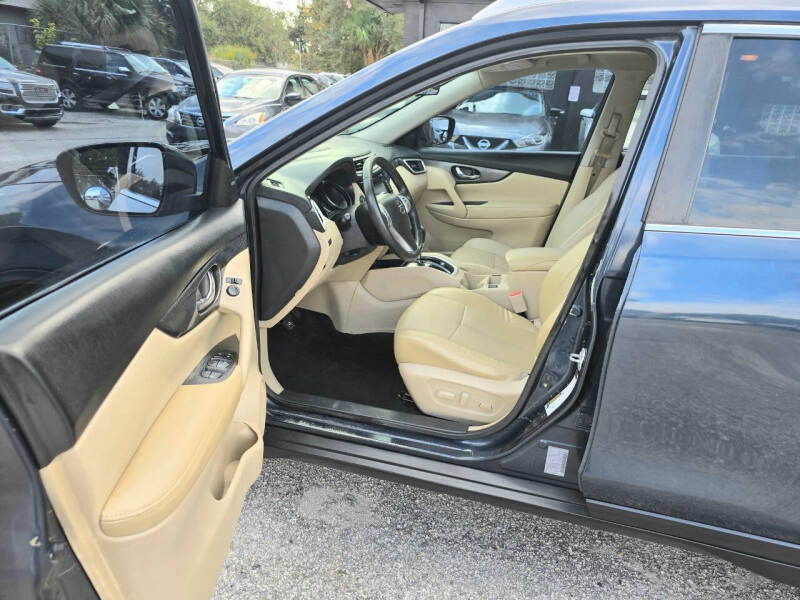 2016 Nissan Rogue SL