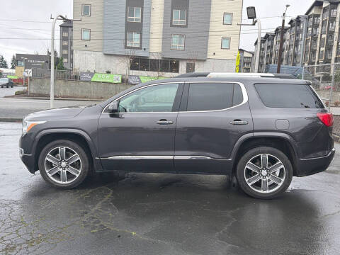 2017 GMC Acadia Denali