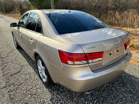 2008 Hyundai Sonata for sale at Premium Auto Outlet Inc in Sewell NJ