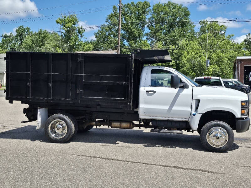 2022 Chevrolet Silverado 5500HD