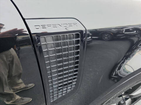 2023 Land Rover Defender 110 X-Dynamic SE