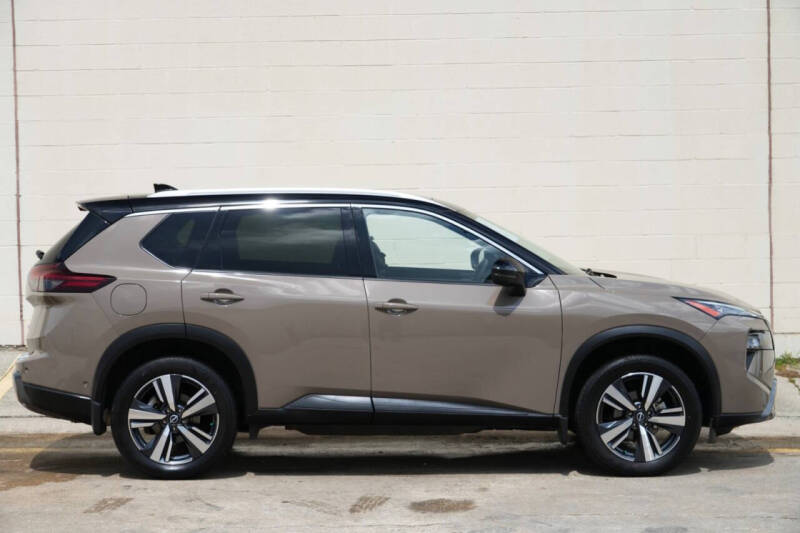 2024 Nissan Rogue SL