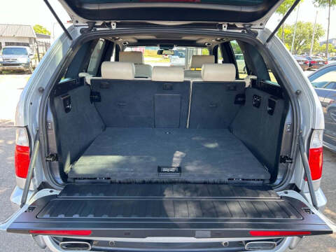 2006 BMW X5 4.8is