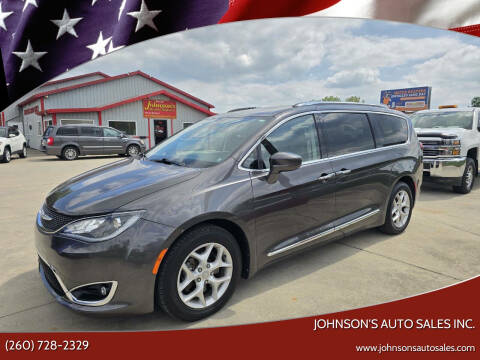 2017 Chrysler Pacifica Touring-L Plus