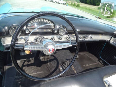 1955 Ford Thunderbird
