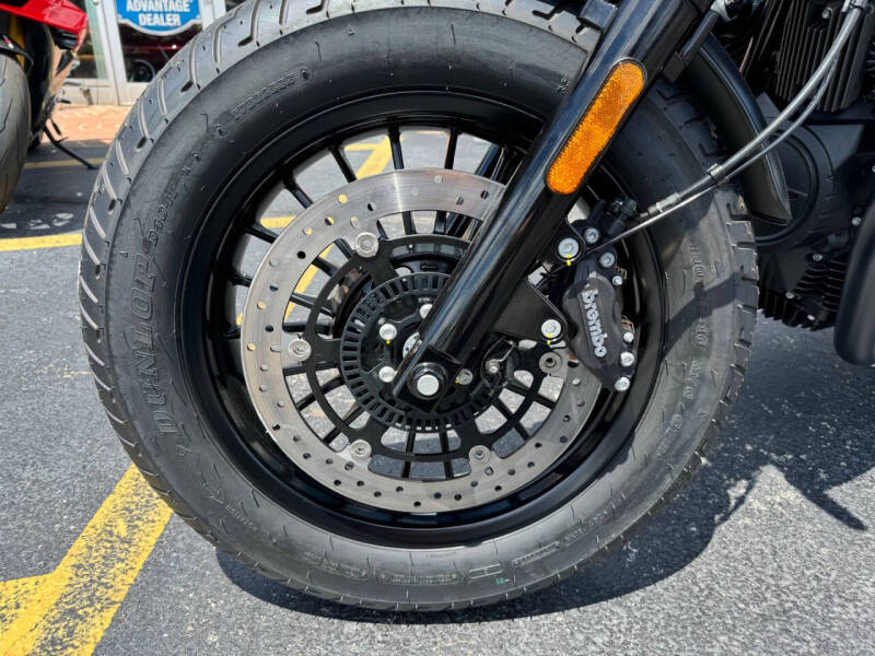 2024 Moto Guzzi V9 Bobber