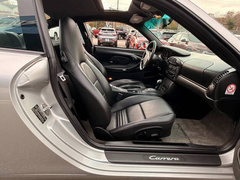 2001 Porsche 911 Carrera