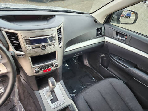 2011 Subaru Outback 2.5i