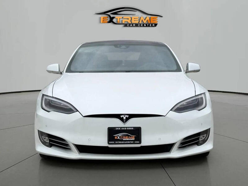 2016 Tesla Model S 90D