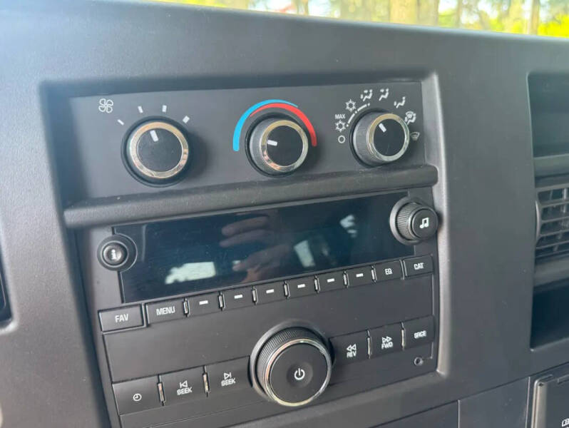 2018 Chevrolet Express LS 2500