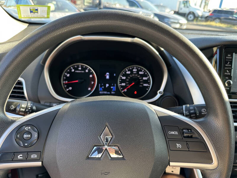 2020 Mitsubishi Eclipse Cross ES