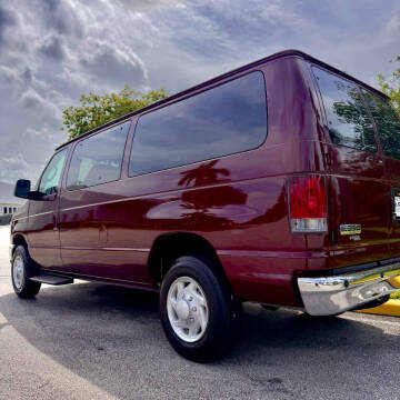 2008 Ford E-Series E-350 SD XLT