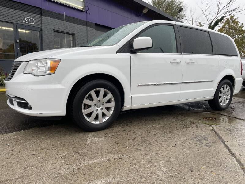 2014 Chrysler Town and Country for sale at Carmen's Auto Sales in Hazel Park MI