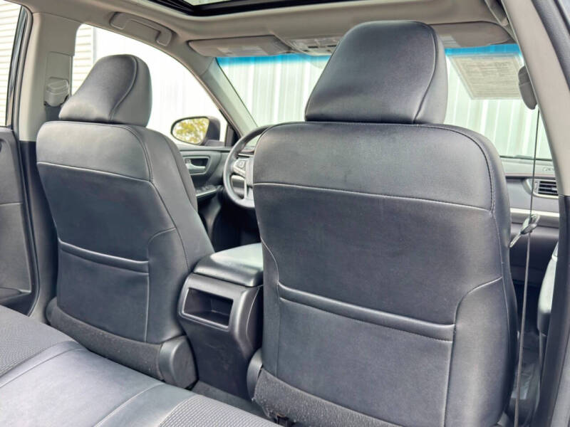 2017 Toyota Camry SE