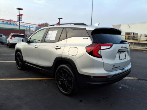 2022 GMC Terrain SLE