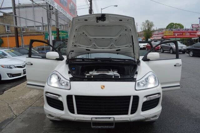 2008 Porsche Cayenne GTS Tiptronic