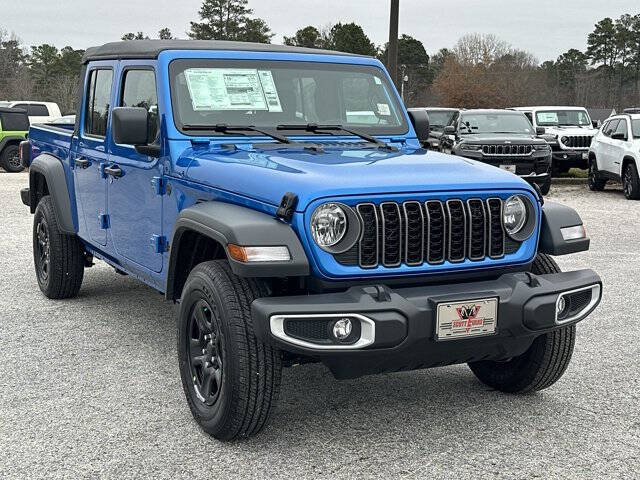 2026 Jeep Gladiator Sport