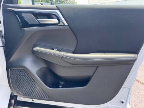 2022 Mitsubishi Outlander ES
