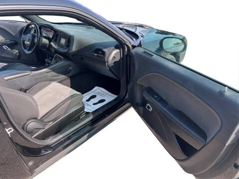 2015 Dodge Challenger SXT