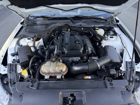 2015 Ford Mustang EcoBoost Premium