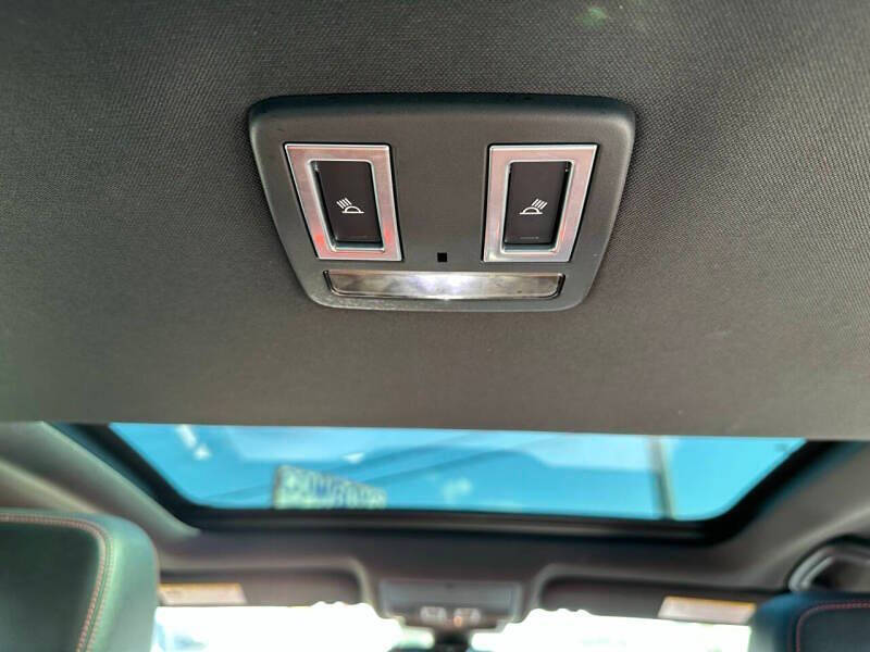 2016 Jaguar XF R-Sport