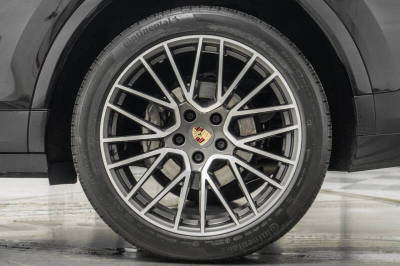 2022 Porsche Cayenne Coupe