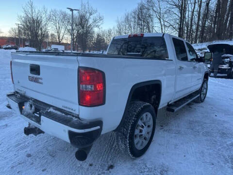 2016 GMC Sierra 2500HD Denali