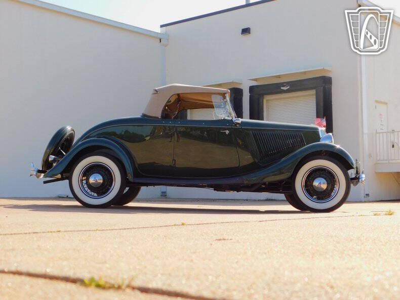 1934 Ford Roadster