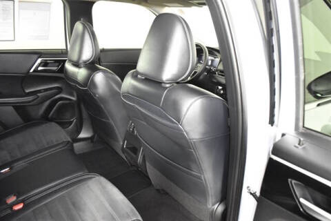 2024 Mitsubishi Outlander PHEV SE