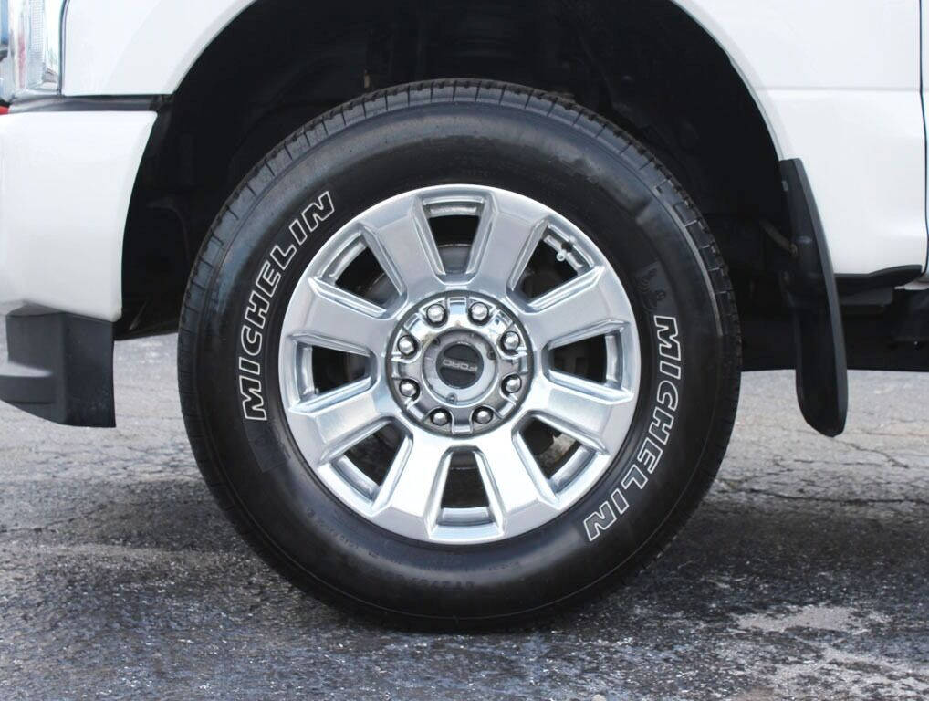 2019 Ford F-350 Super Duty  - $66,995