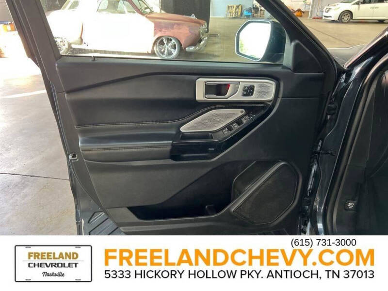 2022 Ford Explorer ST