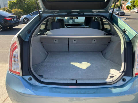 2013 Toyota Prius Four